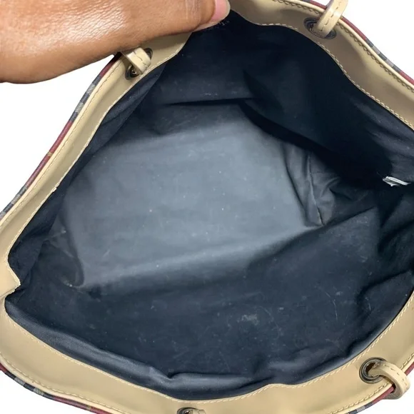 Burberry Women’s Vintage Nova Check Tote Patch Pocket Bag with Cream Accents - Picture 8 of 10